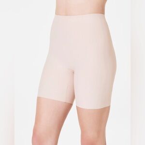 Spanx Mid Though Shapewear Shorts M Tan Beige
